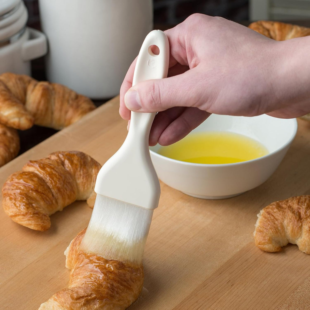 40391-02 7.50" Length, Bristle 2" Width x 2" Trim, White Color, Plastic Handle Galaxy Pastry Brush with Nylon Bristles