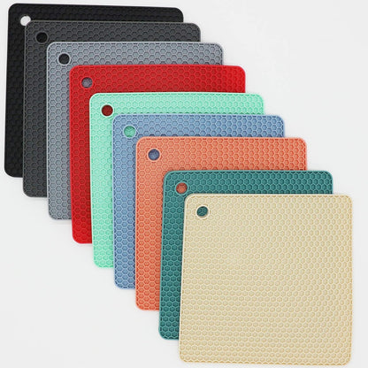 Silicone Trivets for Hot Dishes, Pots and Pans, Hot Pads for Kitchen, Dark Grey Silicone Pot Holders Mats for Kitchen Quartz Counter Heat Resistant Mat, Flexible Trivet Mat Set 4