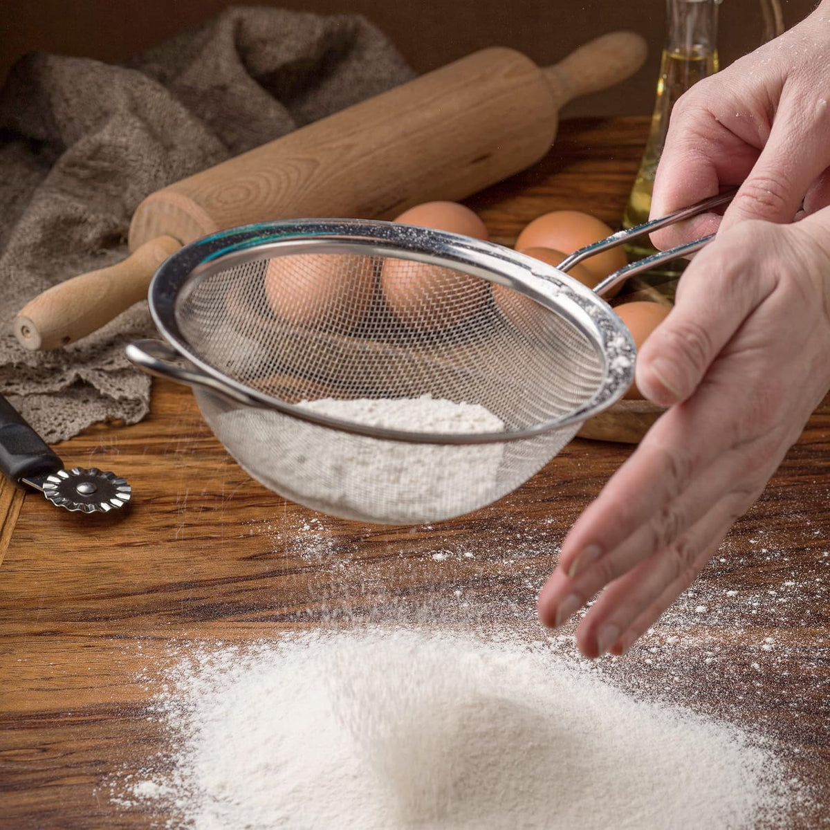 Fine Mesh Strainer with thermo plastic rubber handle - Sieve Fine Mesh Stainless Steel - Ideal to Sift Flour, Icing Sugar, Fruits and Vegetables (6.3 Inches)