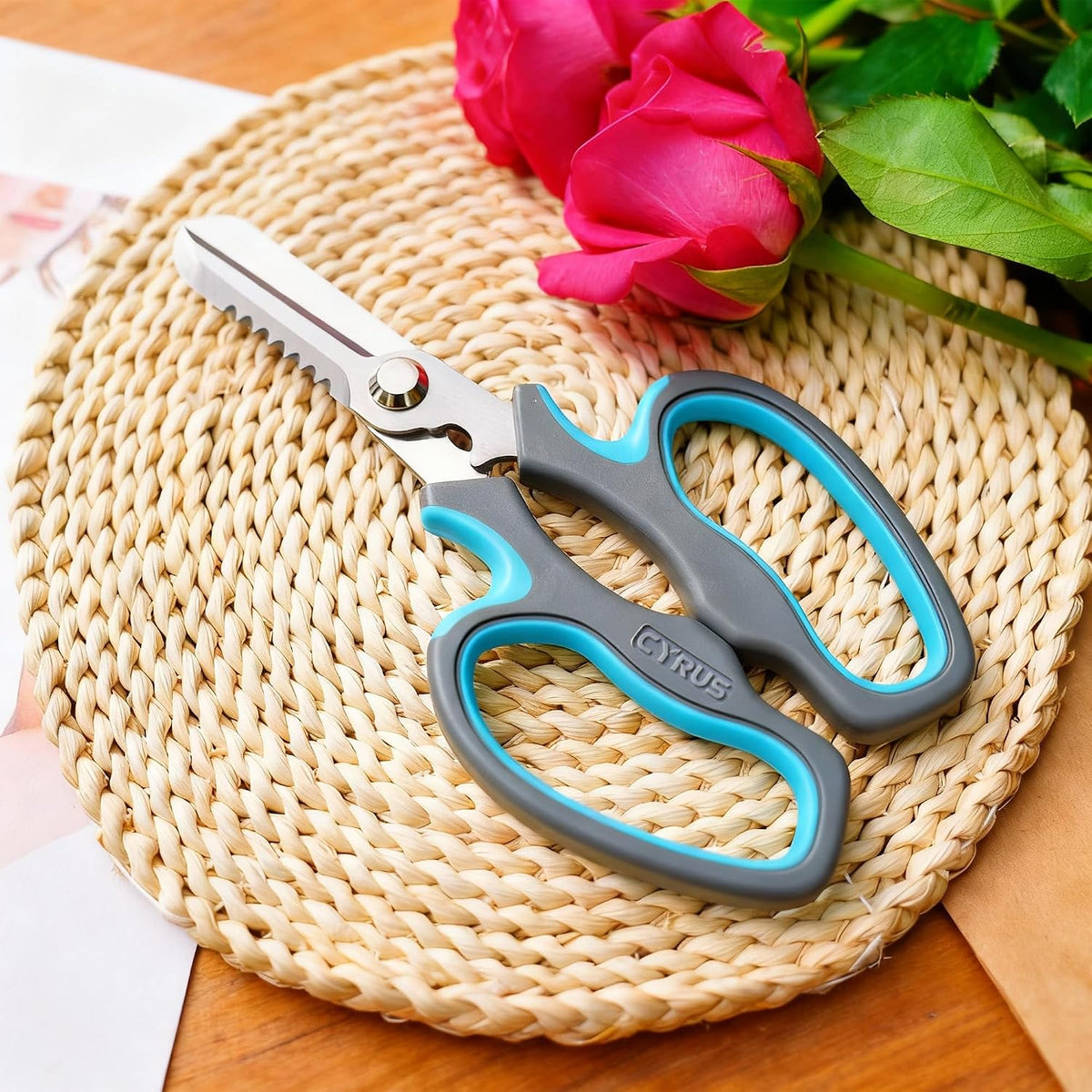 Blue Stainless Steel Floral Shears with Integrated Stab Remover