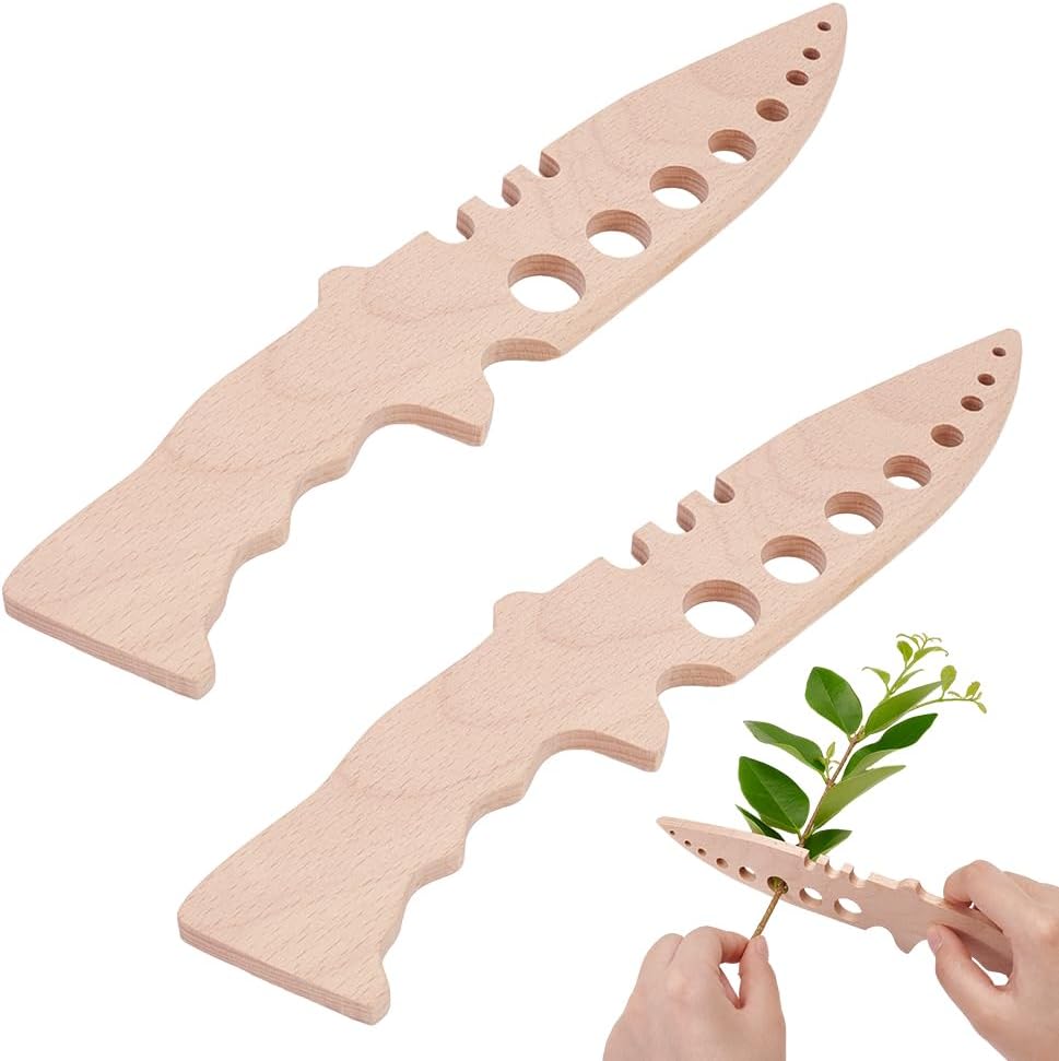 2Pcs Wooden Herbs Leaf Stripper, Wooden Herb Stripper Herb Leaves Cutter for Cooking Gifts Kitchen Cooking Appliances Wooden Herb Peeler with Holes for Cilantro Rosemary Basil Thyme Sage