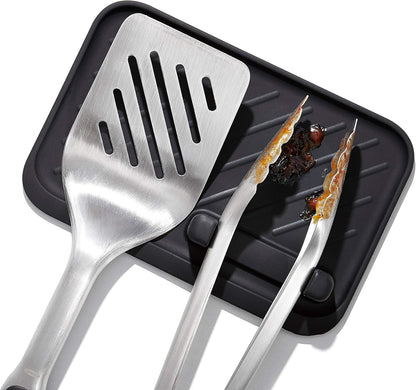 Outdoor Grilling Turner and Tongs Set