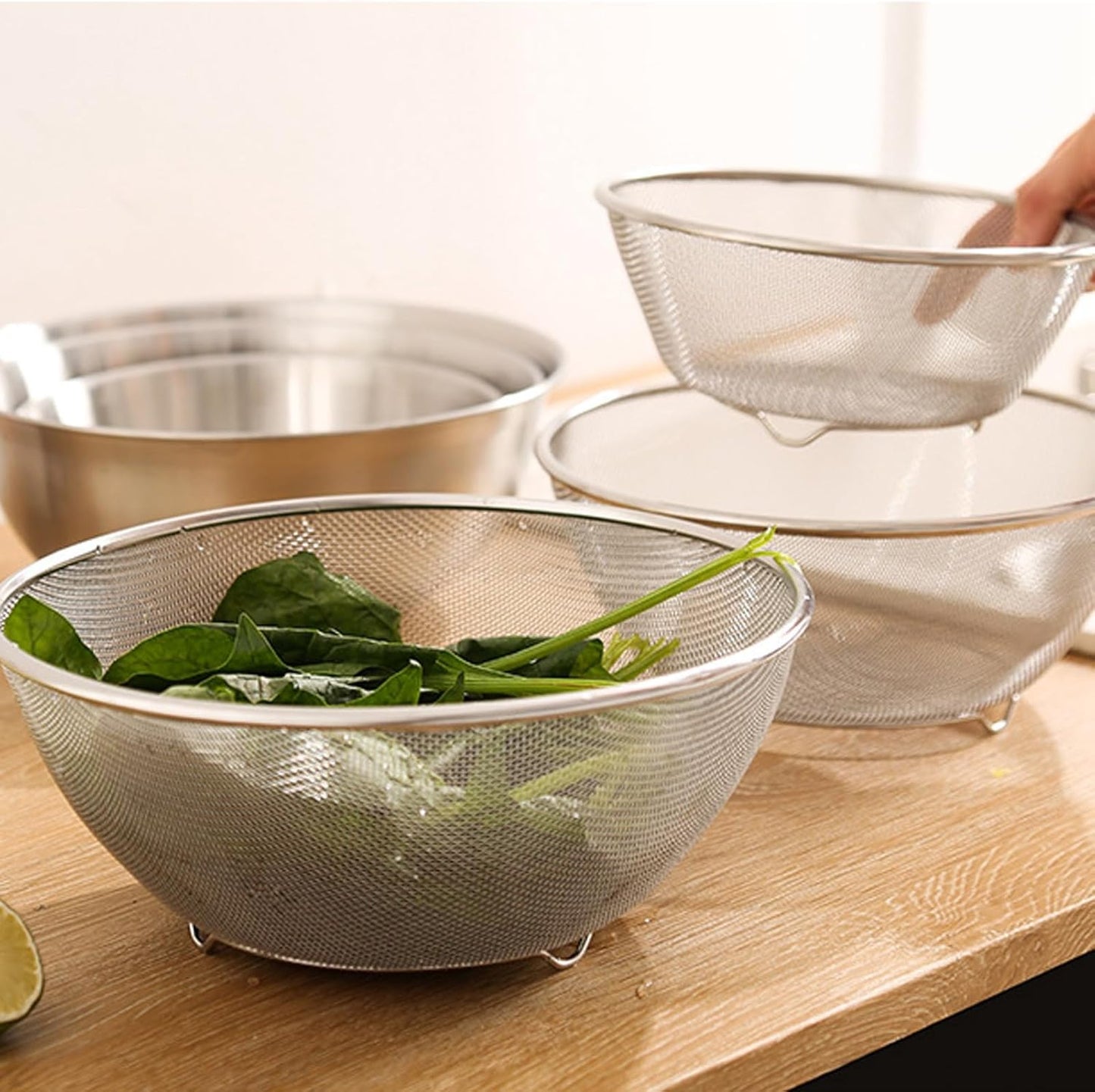 Stainless Steel Strainer Colander, Colander Large Metal Strainer for Kitchen, Colander Strainer Fine Mesh Strainer for Washing Vegetables, Fruit, Beans & Pasta(Basin+Mesh Sieve)