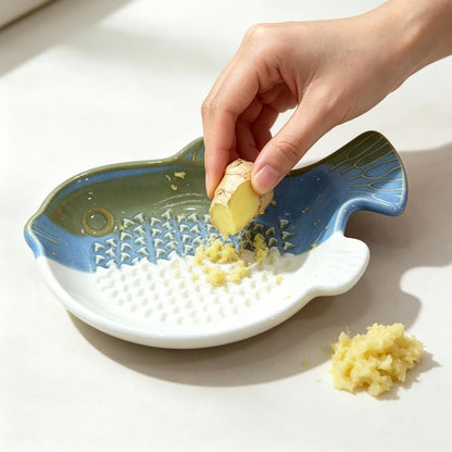 1PCS Ceramic Fish Ginger Grater with Brush 4.8 Inch | Ceramic Grater with Fish-shape, Dishwasher Safe. Includes Cleaning Brush, For Wasabi, Carrot, Cucumber, Kitchen Gadget