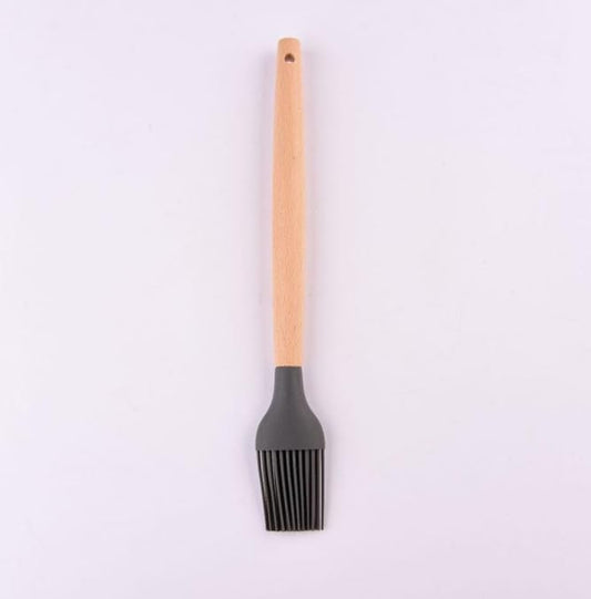 Silicone Oil Brush with Wooden Handle,Durable Basting Brush Pastry Brush,Easy to Clean for Cooking Baking Grilling (Red)
