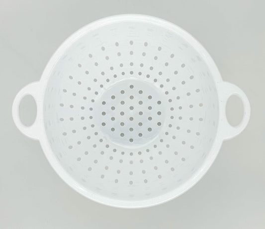 White Plastic Colander Bowl with Handle - Deep 5 QT Strainer for Kitchen Vegetables, Pastas, Fruit - BPA Free - Dishwasher Safe