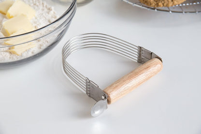 Fox Run 58544 Wire Pastry Blender 5" Steel and Wood