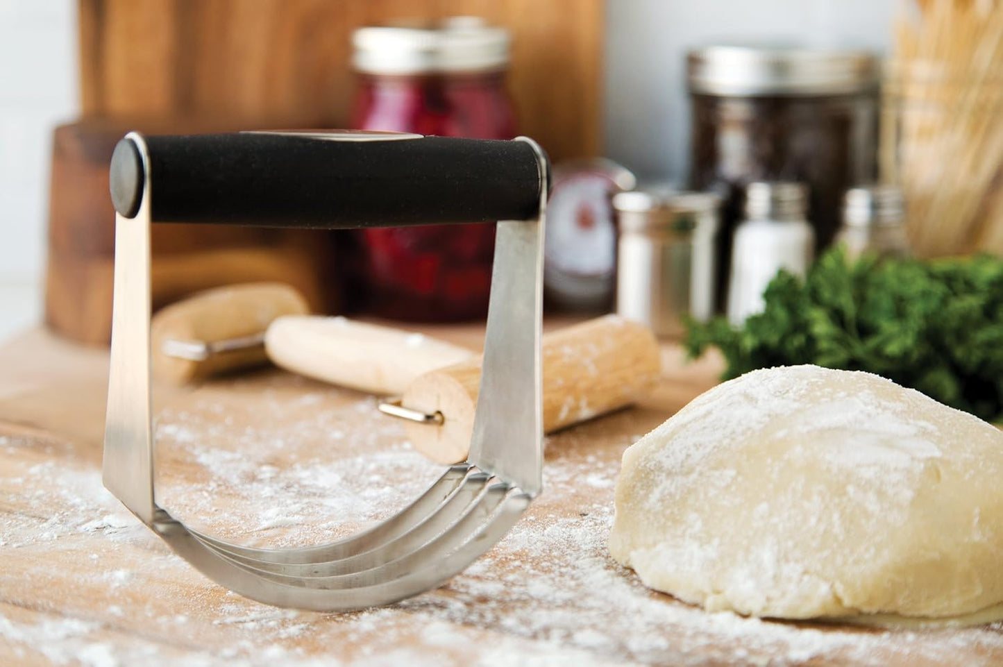 Fox Run 58544 Wire Pastry Blender 5" Steel and Wood