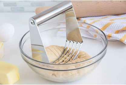 Fox Run 58544 Wire Pastry Blender 5" Steel and Wood