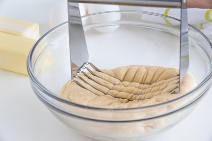 Fox Run 58544 Wire Pastry Blender 5" Steel and Wood