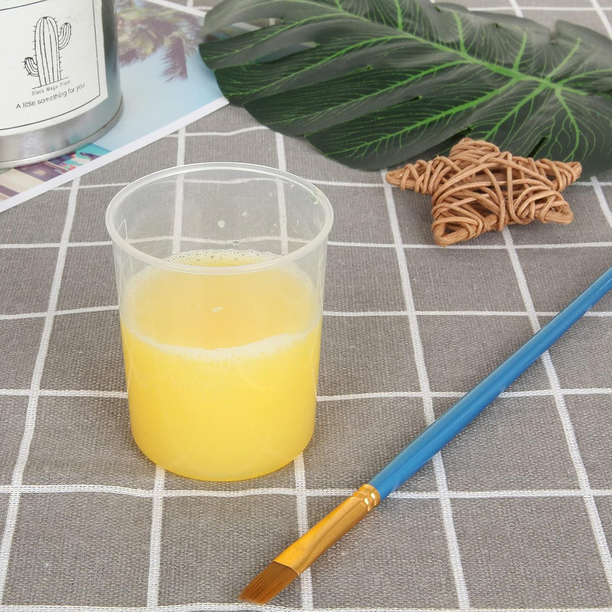 100 Pcs 100mL Plastic Graduated Beakers for Epoxy Resin