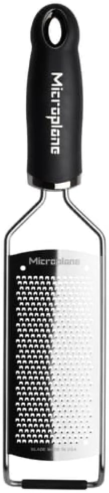 Microplane Gourmet Series Cheese Grater with Soft Touch Handle (Extra Coarse, Black)