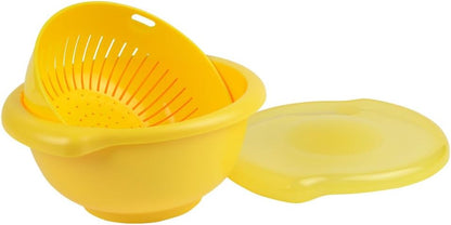 Hutzler 3-in-1 Berry Bowl Keeper, Colander & Container, Keeps Berries Fresh Longer, 1 Quart Capacity (Gray)