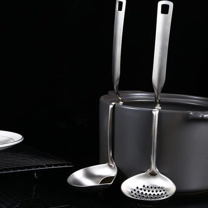 Unomor Stainless Steel Oil Filter Spoon Long Handle Grease Separator Cooking Oil Strainer Soup Ladle Kitchen Gadget