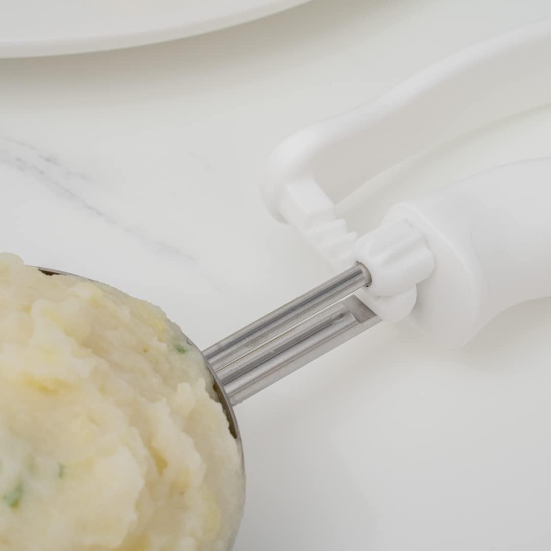 Restaurantware Ice Cream Scoop 1 Case 3.75 oz Stainless Steel Portioner Commercial Kitchen Tool Comfortable Grip Dishwasher-Safe Ambidextrous Handle