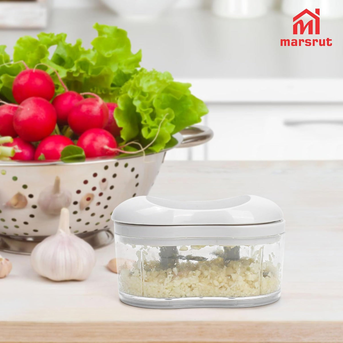 Garlic Dicer Push Chopper, Manual Hand Press Food Chopper for Garlic, Onion, Vegetables and Chili Peppers, Small Portable Handheld Vegetable Cutter for Kitchen