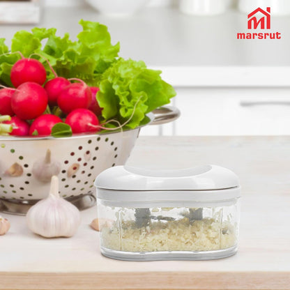 Garlic Dicer Push Chopper, Manual Hand Press Food Chopper for Garlic, Onion, Vegetables and Chili Peppers, Small Portable Handheld Vegetable Cutter for Kitchen