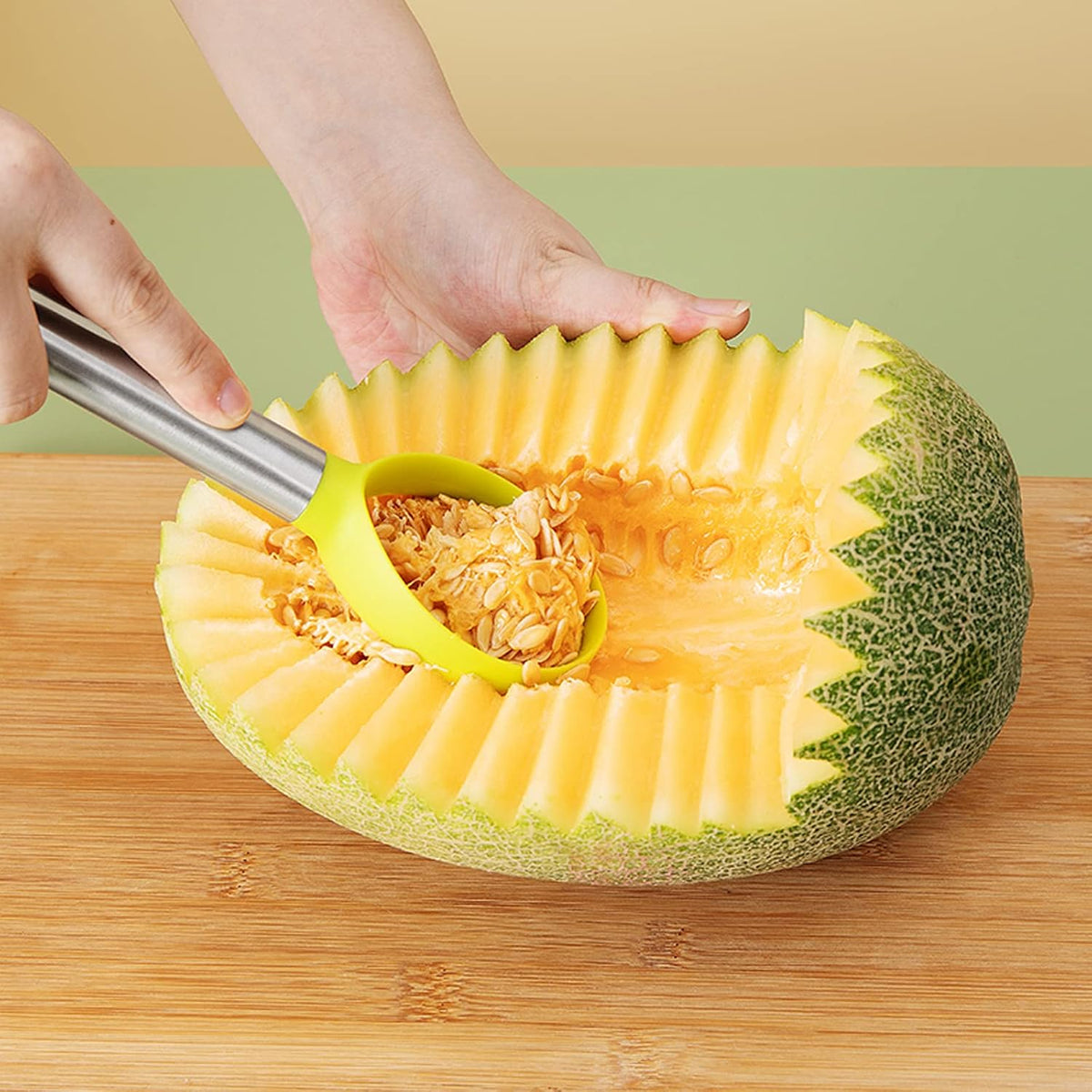 Cantaloupe cutter,watermelon baller,Set 3-in-1 Set for Home, Use for Hami melon、Fruit Cutting and Fruit Sacking Supplies Watermelon Digging Ball shaped triangular V-shaped watermelon tool