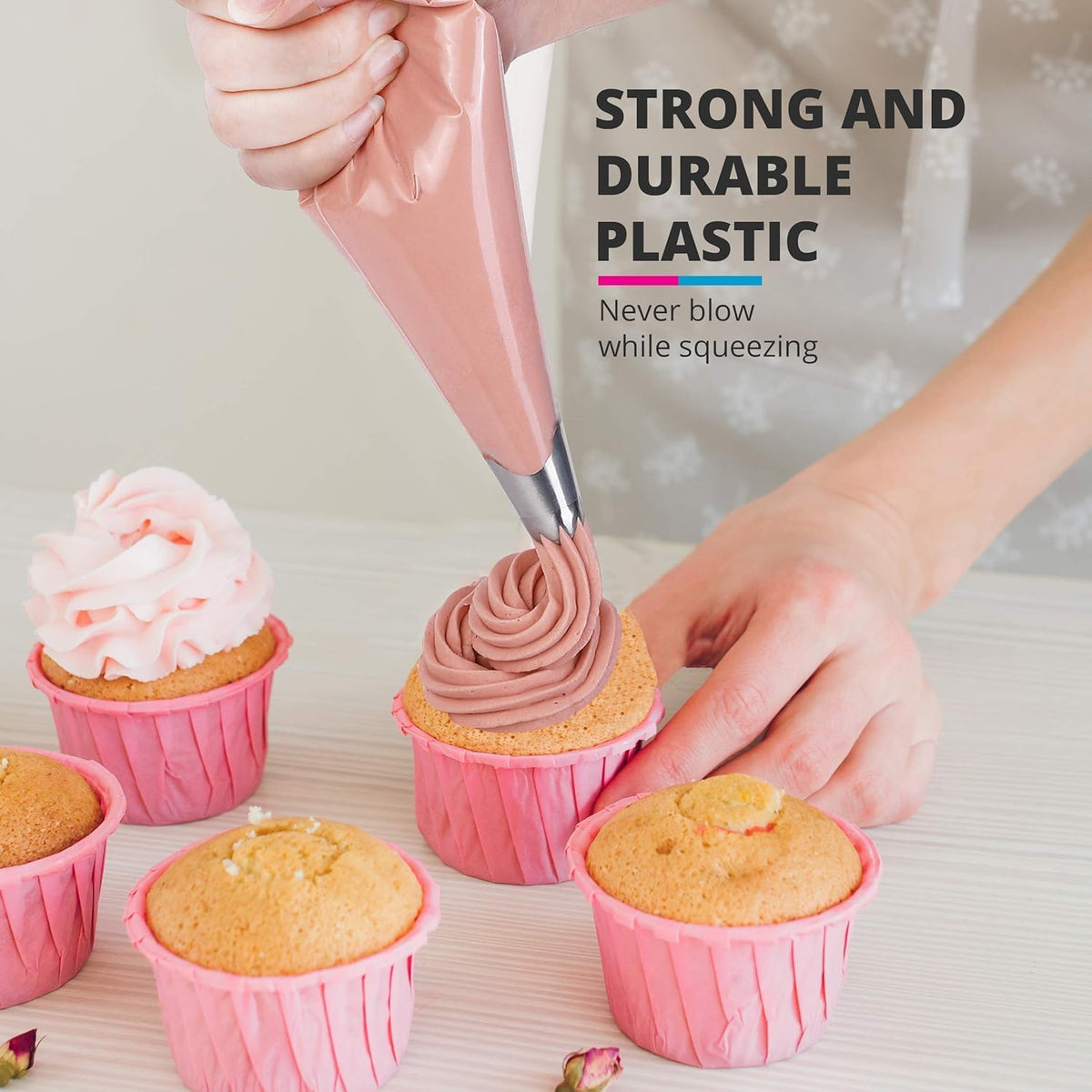 Piping Bags and Tips Set, 11.8 Inch 100 Anti Burst Piping Bags, 124 Pcs Cake Decorating Kit with 16 Piping Tips, 1 Reusable Pastry Bags, 3 Cake Scrapers, 2 Couplers, and 2 Icing Bags Ties