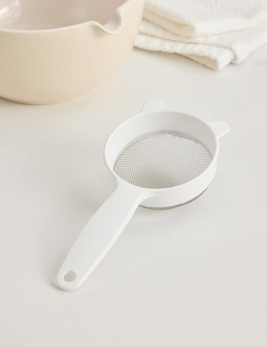 2132 Strainer, 2.5", White