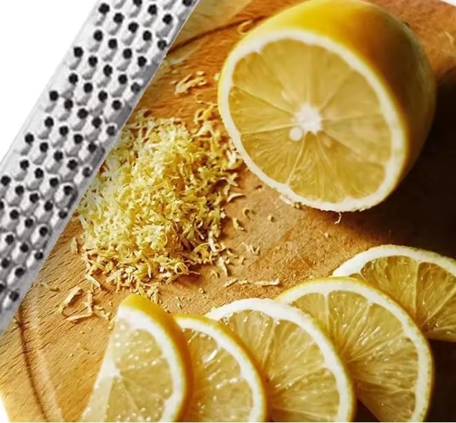 Stainless Steel Cheese Grater, Multi-Purpose Kitchen Tool, Handheld Grater for Garlic, Ginger, Citrus, Vegetables