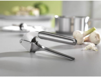 Zwilling Pro Garlic Press 202mm