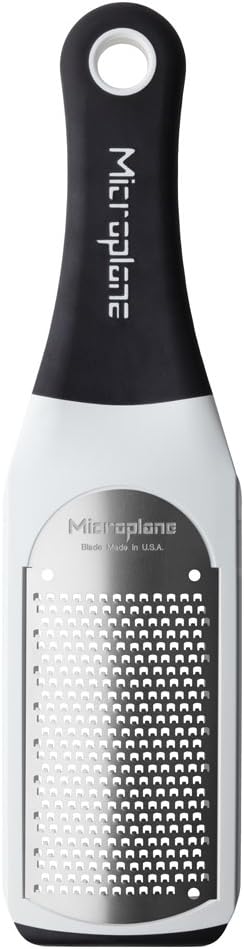 Microplane Artisan Series Cheese Grater and Zester (Fine, Red)