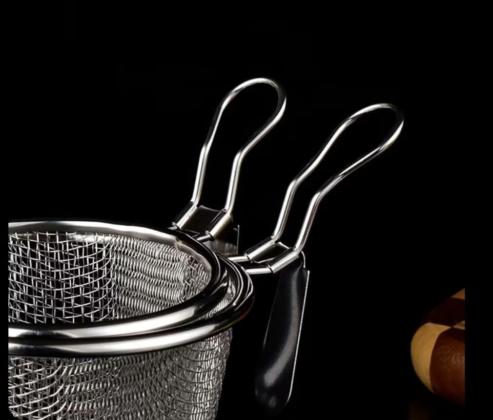 Stainless Steel Pasta Basket, Fine Mesh Strainer with Handle, Mesh Spider Food Dumpling Noodle Strainer Food Strainers (Silver)