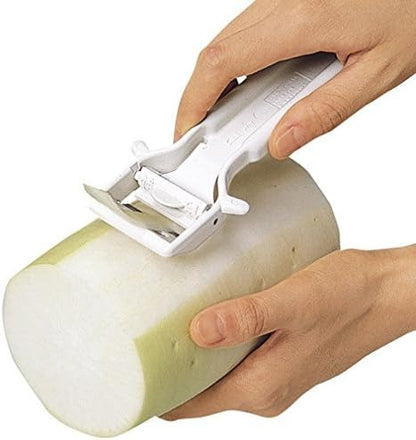 Kai Kai DH7163 Peeler, Kai House Select, Stainless Steel, Made in Japan