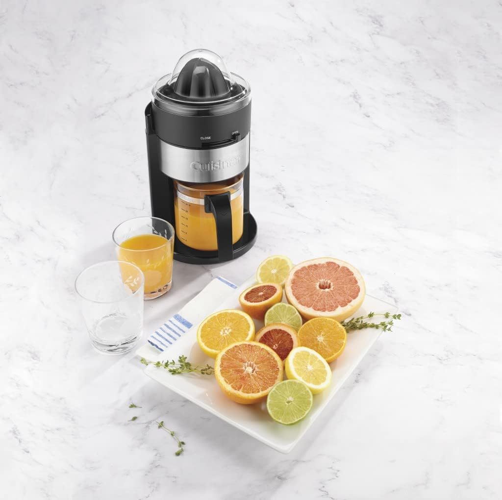 Cuisinart Citrus Juicer with Carafe, CCJ-900P1, Black/Silver, 24 Ounce