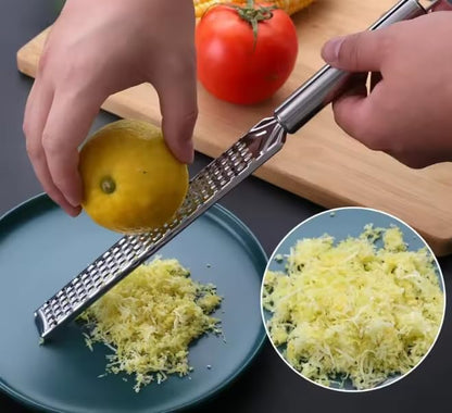 Stainless Steel Cheese Grater, Multi-Purpose Kitchen Tool, Handheld Grater for Garlic, Ginger, Citrus, Vegetables