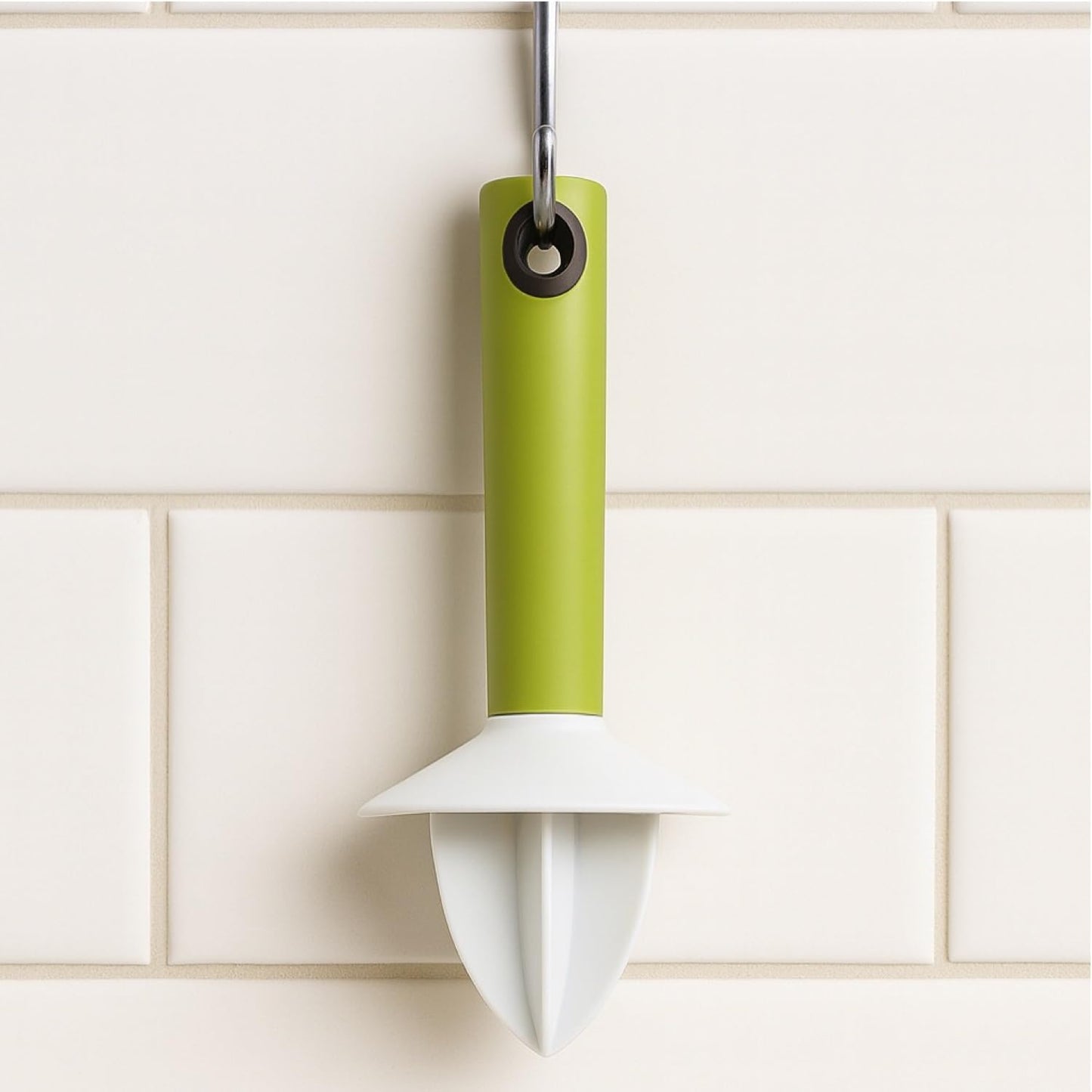 Citrus Reamer, Manual Handheld Juicer for Lemons, Limes & Oranges