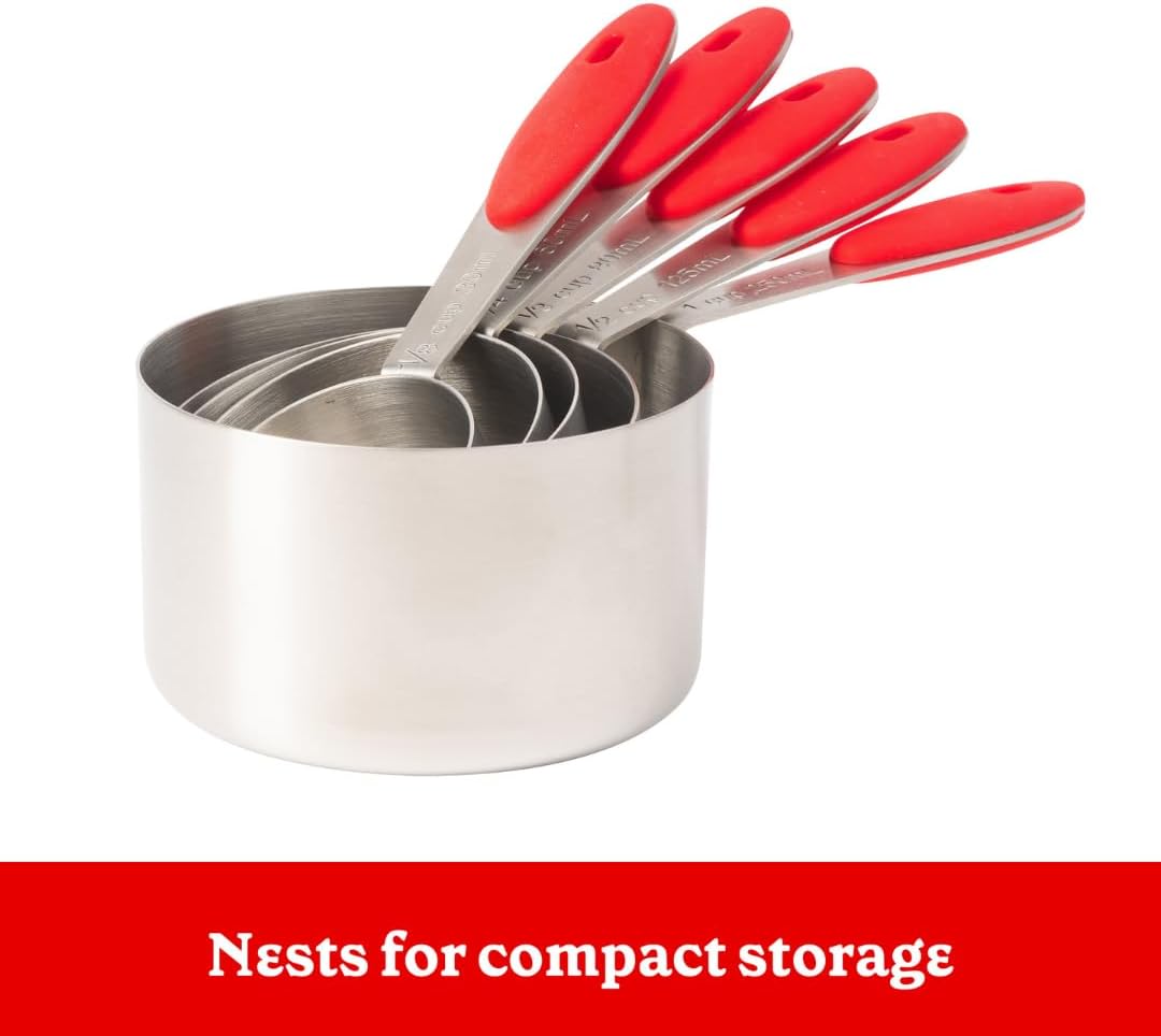 Betty Crocker Measuring Cooking Bundle includes a set of five measuring spoons and five measuring cups. The spoons have a dual design and magnetic snap for easy storage.