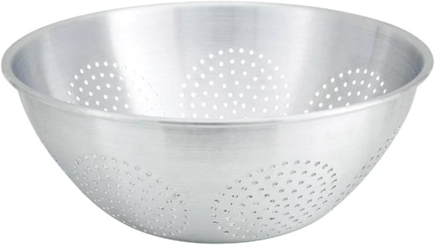 Winco Aluminum Colander with Base, 8-Quart, Medium