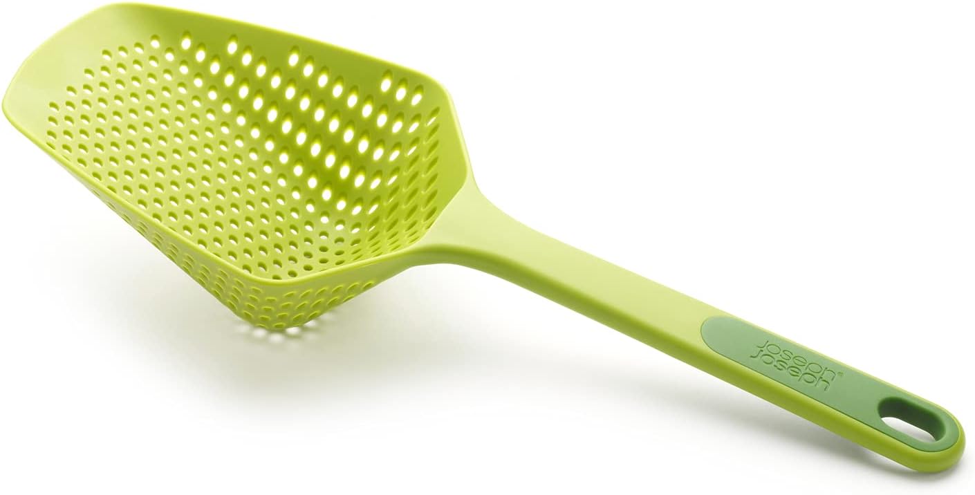 Joseph Joseph Scoop Plus Colander, Spoon Drainer/Strainer, Scoop, Drain and Serve, heat resistant up to 200°C (392°F), Dishwasher safe, Large, Black
