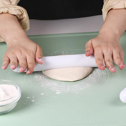 Growtail Rolling Pin Fondant Cake Dough Roller Plastic Non-stick Kitchen Rolling Pin for Cake Bread Set of 2