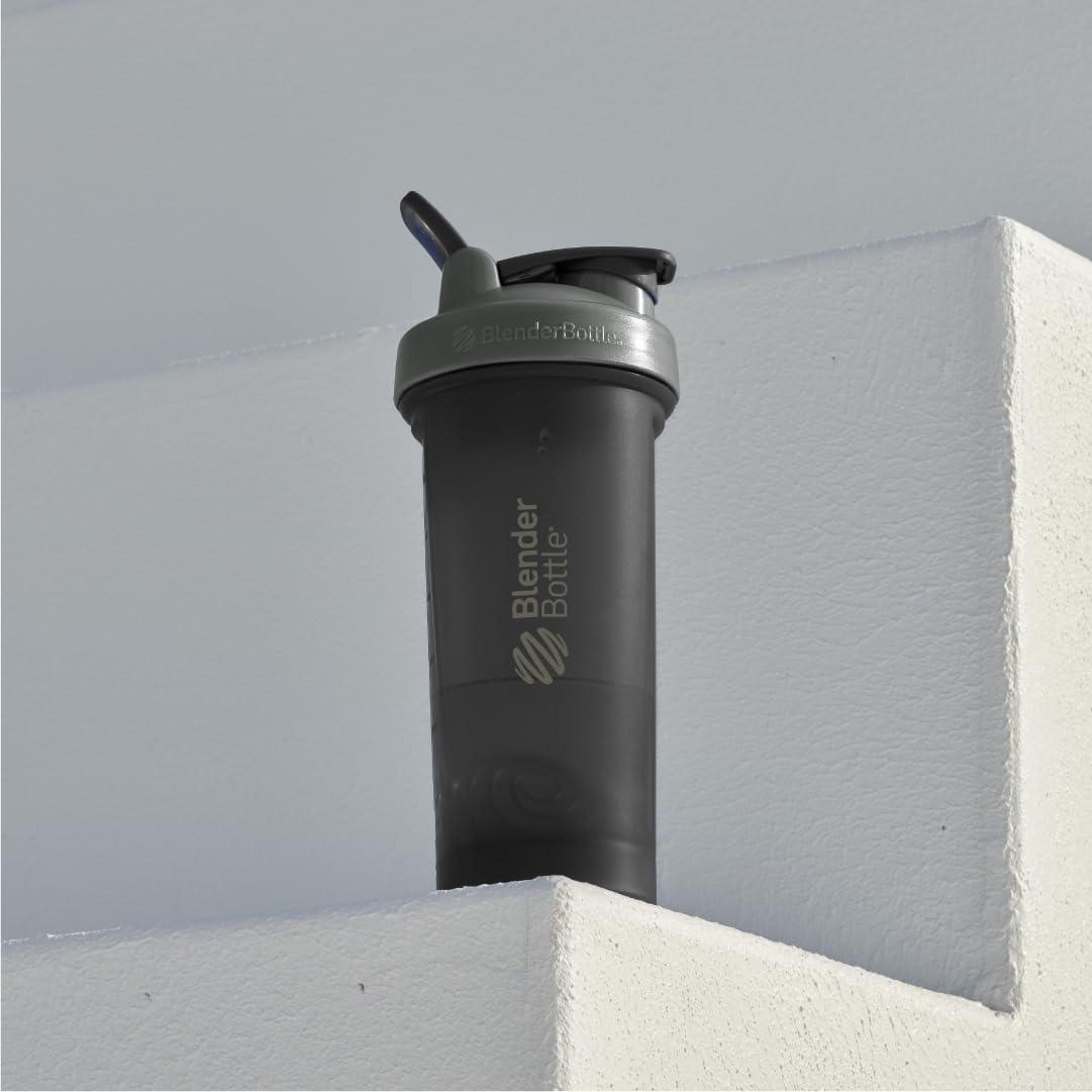 BlenderBottle Classic V2 Shaker Bottle Perfect for Protein Shakes and Pre Workout, 28-Ounce, Clear/Black