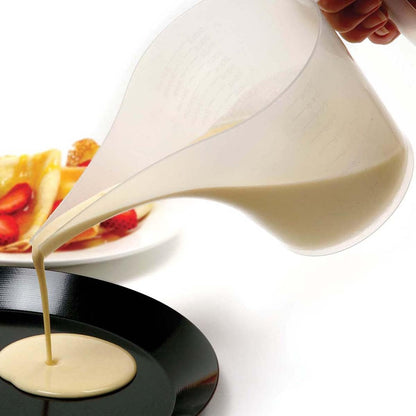 500ml Measuring Cup with Long Spout, Plastic Measuring Pitchers with Funnel Spouts, Pancake Batter Dispenser for Baking
