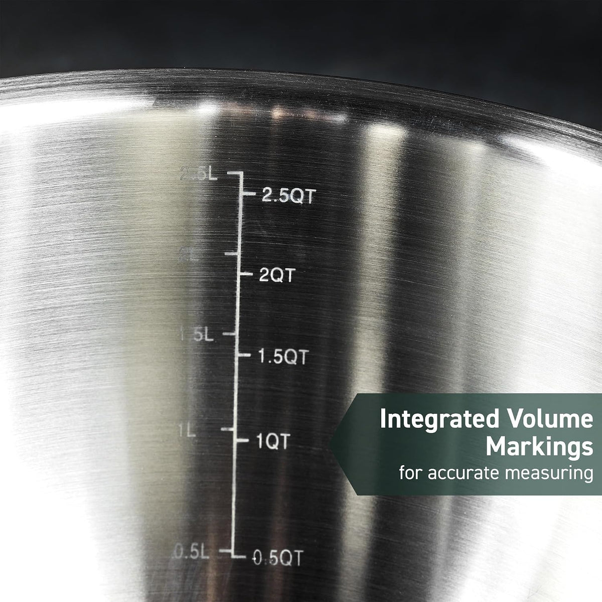 3 Piece Stainless Steel Mixing Bowl Set with Vacuum Seal Lids