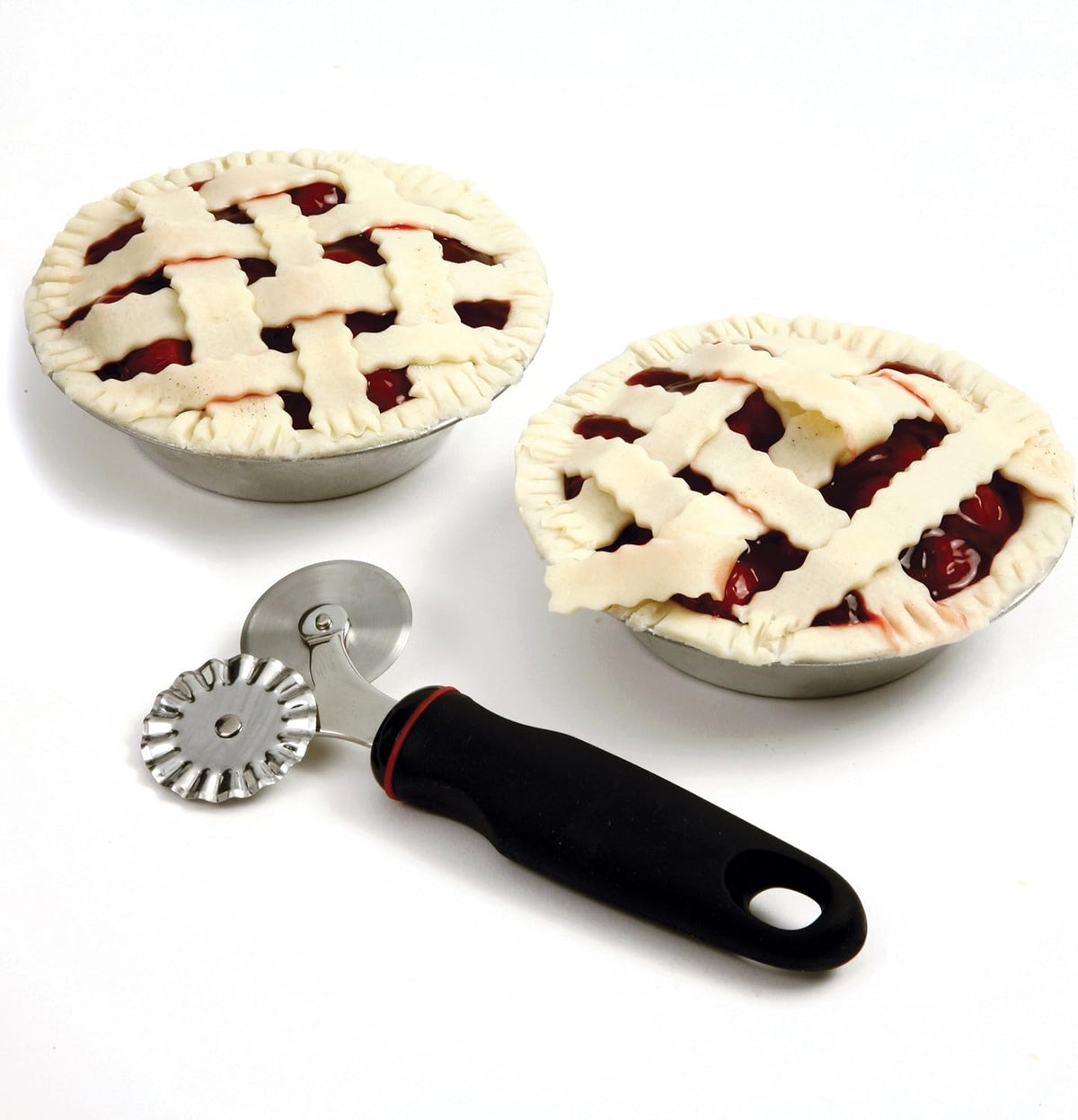 Grip-EZ Pastry/Ravioli Wheel, 1 piece, Black