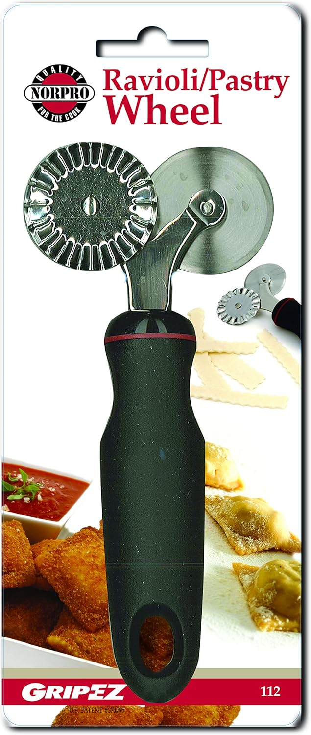 Grip-EZ Pastry/Ravioli Wheel, 1 piece, Black