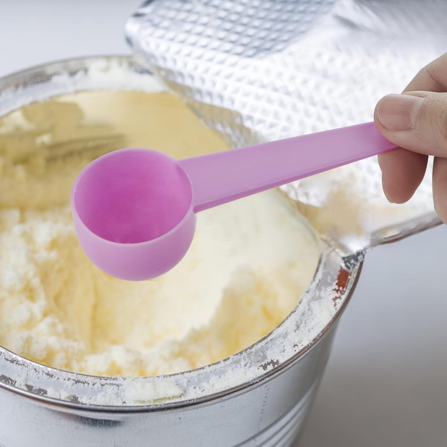 Measuring Spoons, 20ml Plastic Scoops, Pink, 6-Pack | Bottom-hole scoop spoons for coffee, protein powder, milk powder, creatine and supplements.