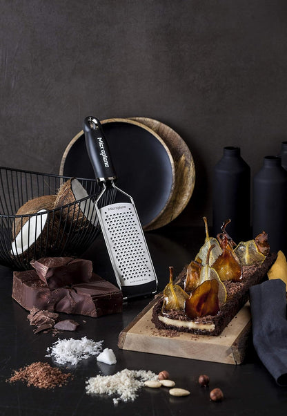 Gourmet Series Hard Cheese Grater (Fine, Black)
