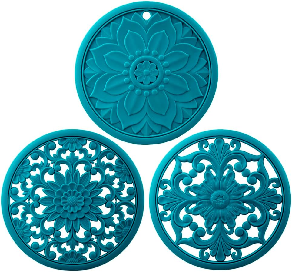 Silicone Trivets Mats for Hot Pots & Pans & Dishes, Hot Pads for Kitchen, Multipurpose Heat Resistant Mat for Kitchen Counter, Durable & Flexible Silicone Pot Holder Set 2 Rectangular Purple