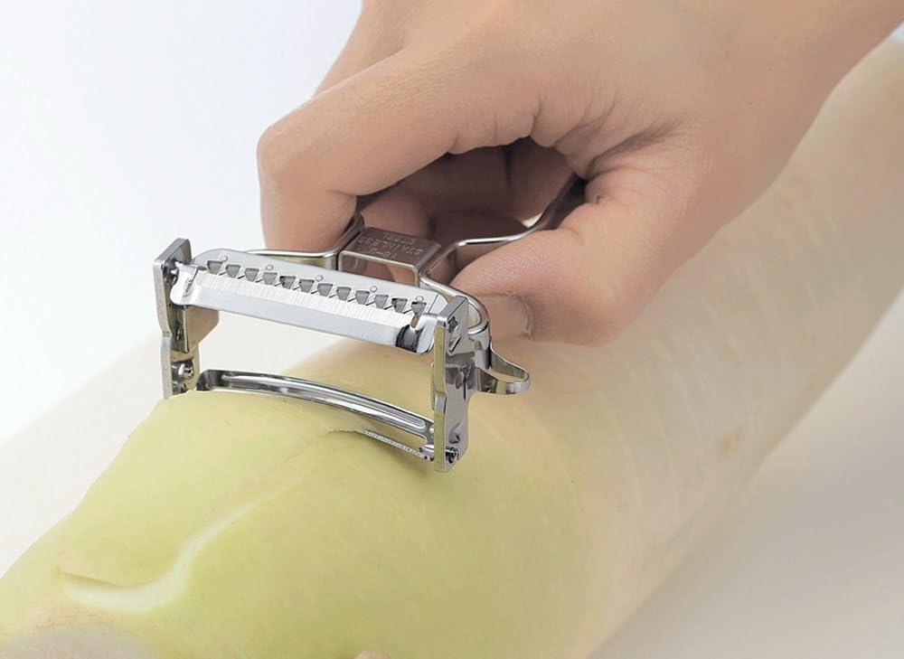 Shimomura Planning 38230 Shredded Peeler, 2-Way (Made in Japan), Dishwasher Safe, Double-Sided Use, Julienne 0.13 inch (3.4 mm), Cut Throws, 0.06 inch (1.6 mm), Uniform Cut, Sharp Sharp, Time-Short