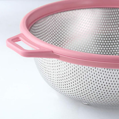Stainless Steel Colander With Handle and Legs, Large Metal Pink Strainer for Pasta, Spaghetti, Berry, Veggies, Fruits, Noodles, Salads, 5-quart 10.5” Kitchen Mesh Colander, Dishwasher Safe