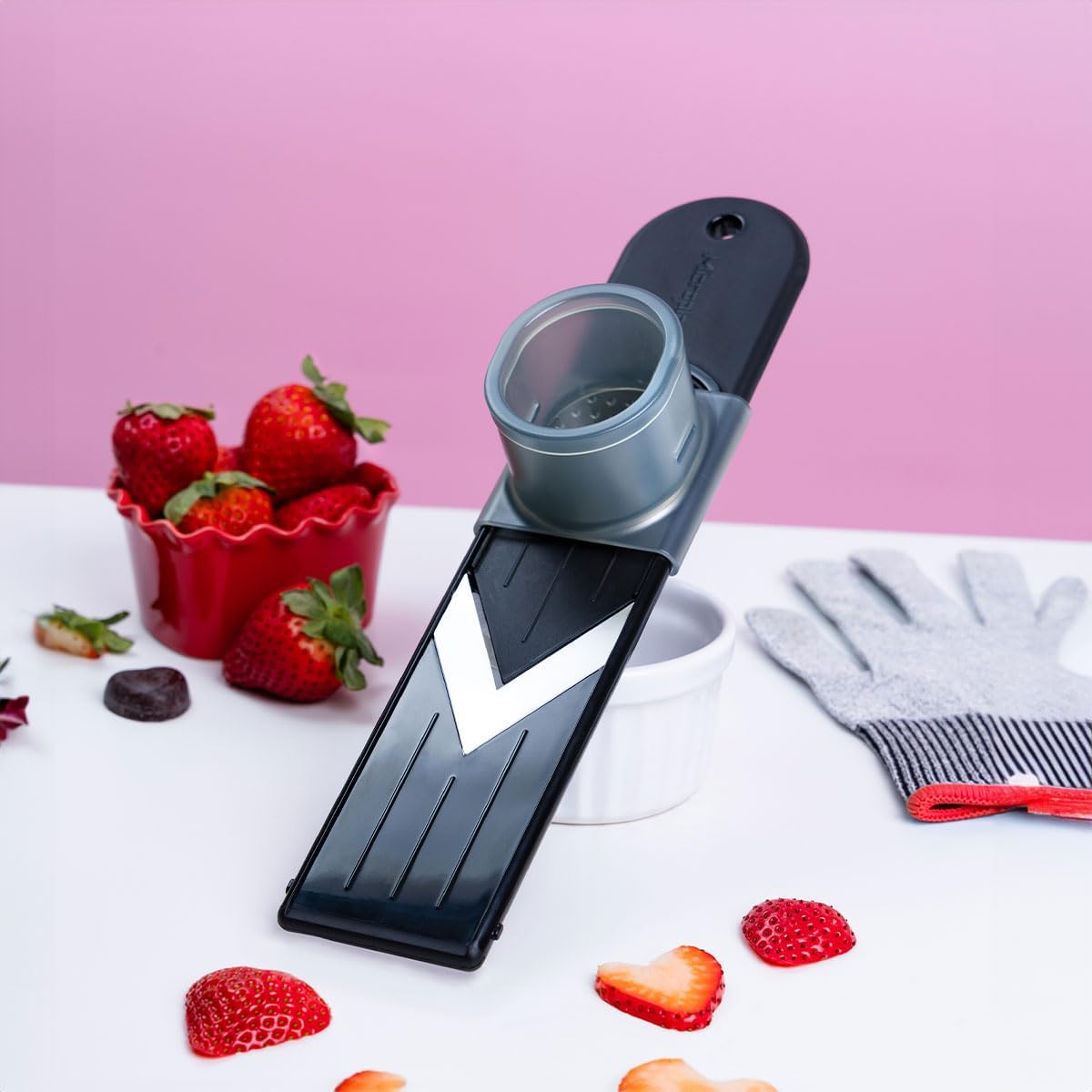Microplane Mini Mandoline Slicer - Compact Slicer for Strawberries and Mushrooms