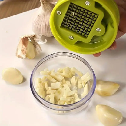 1pcs Garlic Press Stainless Steel, Garlic Mincer Tool with Storage Container, Garlic Chopper,Stainless Steel Blades Cutter,Mini Kitchen Tool