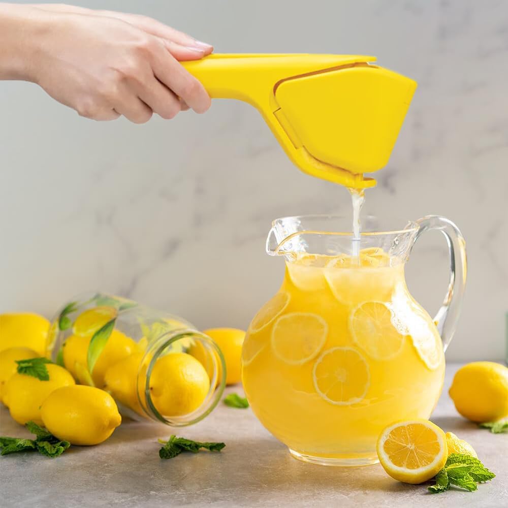 Juice Squeezer Handheld Lime Juicer Squeezer Effortless Juice Presser Small Manual Fruit Squeezer Citrus Press Folds Flat Design For Saving Space Strorage, Easy to Use for Lemon, Lime, Cirtus, Orange