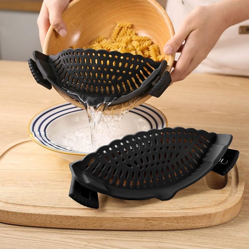 Clip On Strainer Silicone for all Pots and Pans, Silicone Strainer for Pasta and Food Colander for Meat Vegetables Fruit Silicone Kitchen Colander-Black